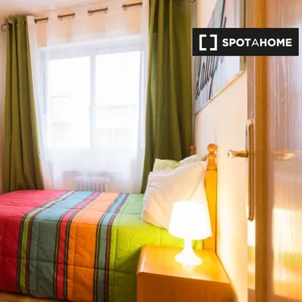 Rent this 5 bed room on Calle de Núñez de Guzmán in 28803 Alcalá de Henares, Spain