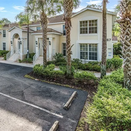 Buy this 2 bed condo on 9667 Hemingway Lane in Arborwood, Fort Myers