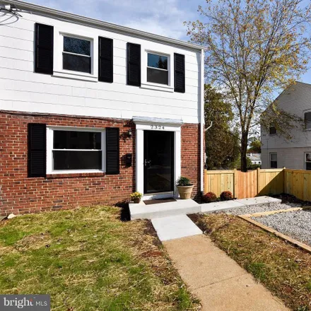 Rent this 3 bed townhouse on 2310 Riverview Terrace in Huntington, VA 22303