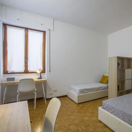 Rent this 5 bed room on Via Savona