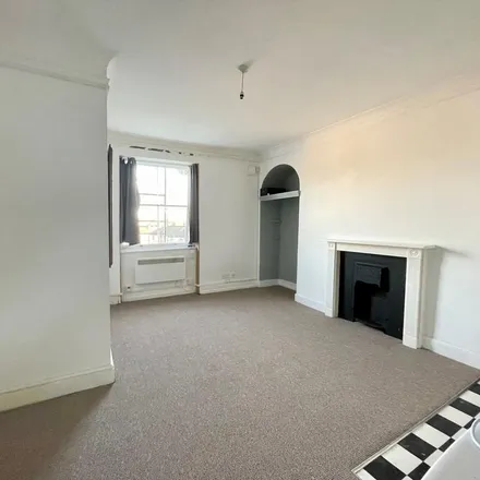 Rent this studio apartment on Alphington Road in Exeter, EX2 8AR
