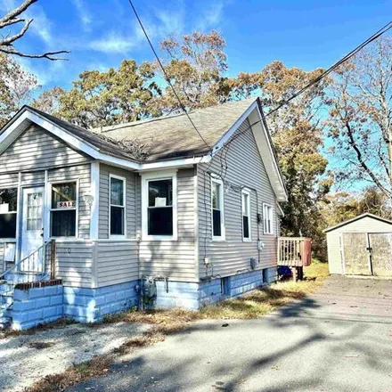 Buy this 2 bed house on 146 West Lindley Avenue in Mount Pleasant, Pleasantville