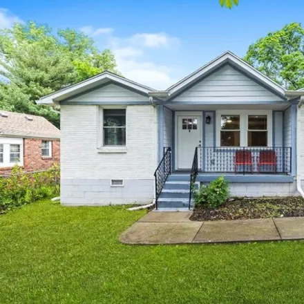 Buy this 3 bed house on 916 29th Avenue North in Nashville-Davidson, TN 37209