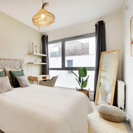 Rent this 5 bed room on 64 Rue Cesária Évora in 75019 Paris, France