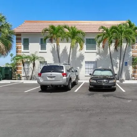 Rent this 1 bed condo on 349 Island Way in Clearwater, FL 33767