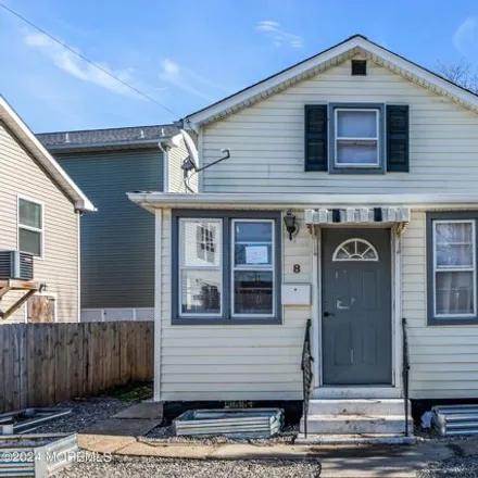 Buy this 2 bed house on 48 Greenwood Place in Keansburg, NJ 07734