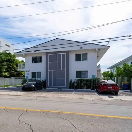 Image 5 - 1850 South Treasure Drive, North Bay Village, Miami-Dade County, FL 33141, USA - Apartment for rent