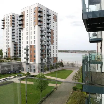 Image 4 - Pearl Lane, Medway, ME7 1FU, United Kingdom - Apartment for rent