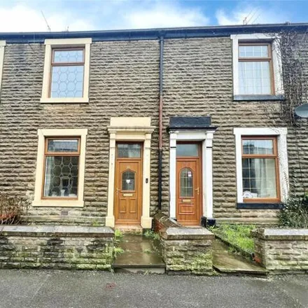 Buy this 2 bed townhouse on Milnrow Road in Shaw, OL2 7TN