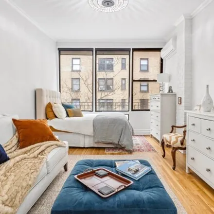 Buy this studio apartment on 304 East 73rd Street in New York, NY 10021