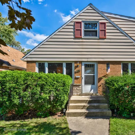 Buy this 4 bed house on 6207 South Merrimac Avenue in Chicago, IL 60638