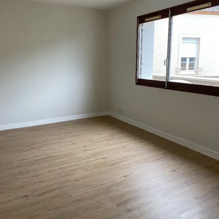 Rent this 1 bed apartment on 86 Avenue de la République in 72400 La Ferté-Bernard, France