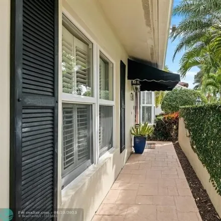 Image 7 - 2391 Northeast 47th Street, Coral Villas, Lighthouse Point, FL 33064, USA - House for sale