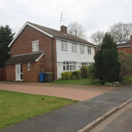 Rent this 3 bed apartment on Winchester Drive in Maidenhead, SL6 3AH