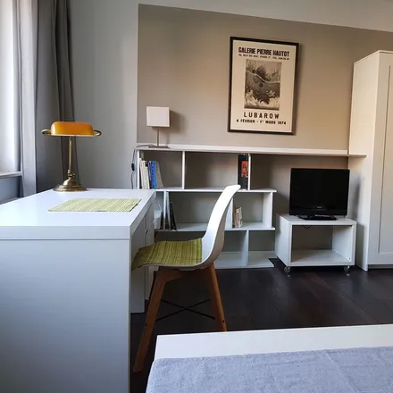 Rent this 1 bed apartment on Windmühlenstraße 9 in 45147 Essen, Germany