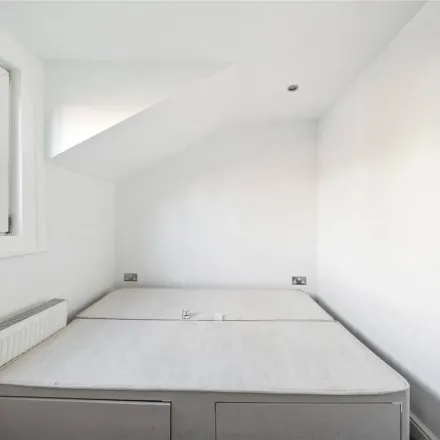 Rent this 3 bed apartment on 2-26 Pembridge Road in London, W11 3HP