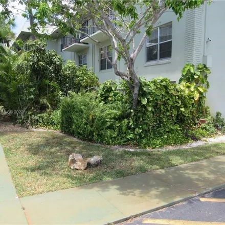 Rent this 2 bed apartment on 3198 Northwest 7th Avenue in Jenada Isles, Oakland Park