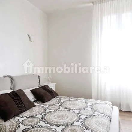Image 2 - Tabaccheria del Corso, Via Santo Stefano, 40125 Bologna BO, Italy - Apartment for rent