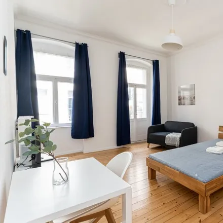 Rent this studio apartment on Mauerblümchen in Wisbyer Straße 4, 10439 Berlin