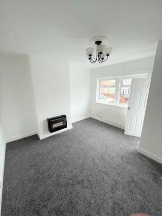 Image 3 - Sandhall Green, Fountainhead, HX2 0DW, United Kingdom - Townhouse for rent