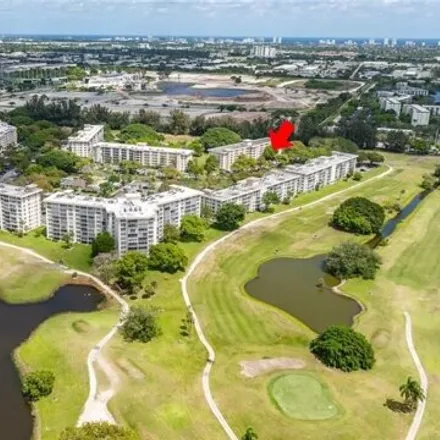 Buy this 2 bed condo on 3016 South Course Drive in Pompano Beach, FL 33069