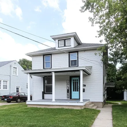 Buy this 3 bed house on 331 Putnam Avenue in Woodstock, IL 60098