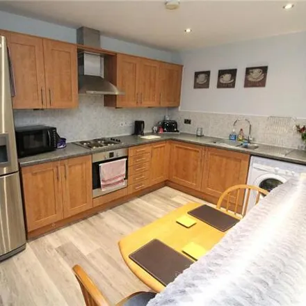 Image 4 - Non-Definitive Footpath LEEDS CITY 59, Leeds, LS14 6LY, United Kingdom - Apartment for sale