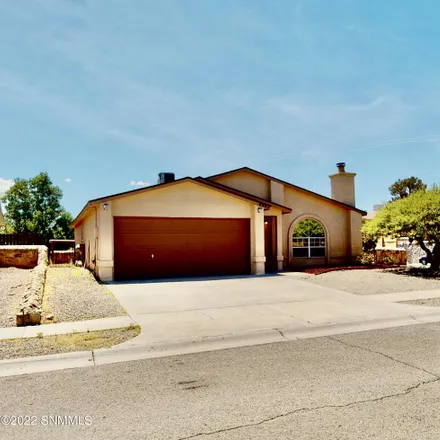 Buy this 3 bed house on 4982 Galina Drive in Las Cruces, NM 88012