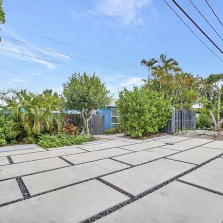 Buy this 3 bed house on 2613 Northeast 9th Avenue in Wilton Manors, FL 33334