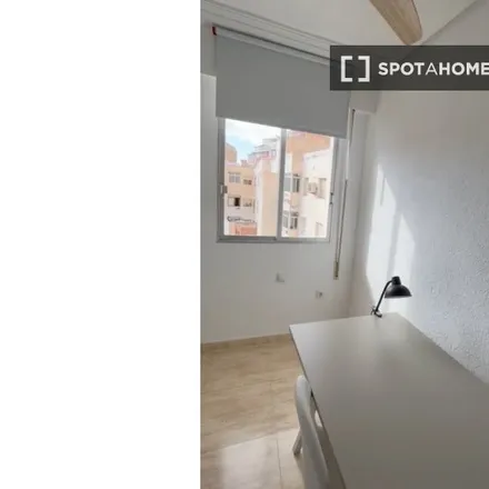 Image 3 - Calle Lopán, 04008 Almeria, Spain - Room for rent