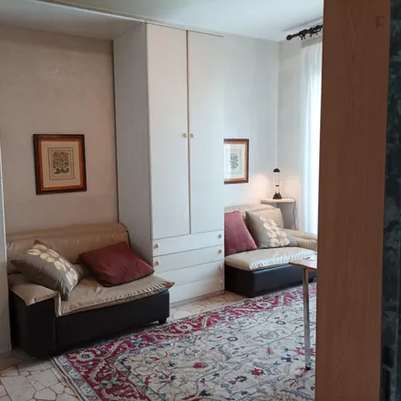 Rent this 2 bed room on Piazza Giuseppe Meana in 20091 Bresso MI, Italy