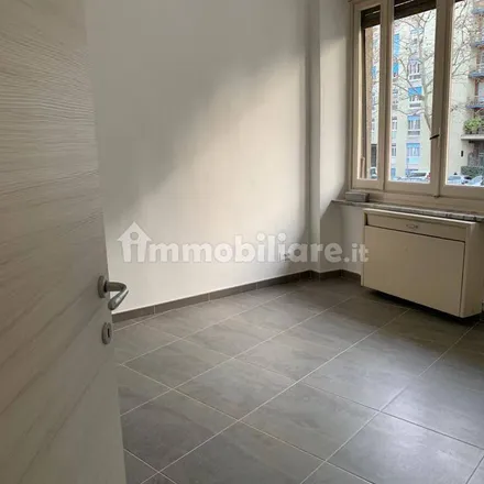Image 3 - Piazza Rivoli 1c, 10139 Turin TO, Italy - Apartment for rent