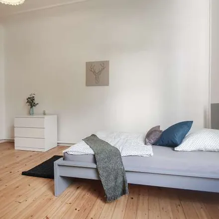 Rent this 4 bed apartment on Badensche Straße 15 in 10715 Berlin, Germany