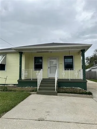 Rent this 3 bed house on 1203 Avenue A in Marrero, LA 70072