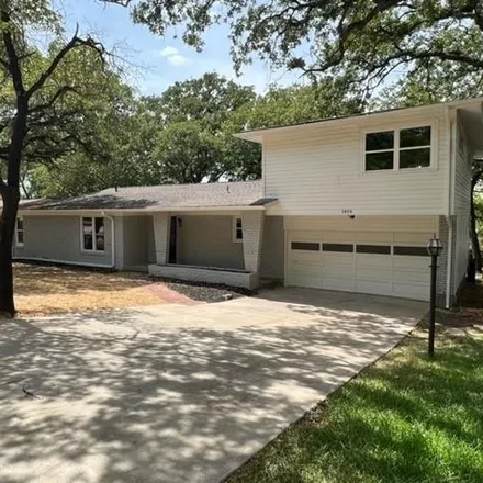 Buy this 4 bed house on 1404 Briarwood Boulevard in Arlington, TX 76013
