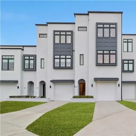 Buy this 3 bed condo on 120 Wren Street in New Orleans, LA 70124