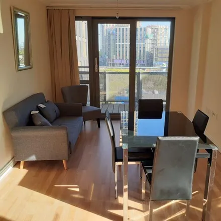 Rent this 2 bed apartment on unnamed road in London, W3 6BW