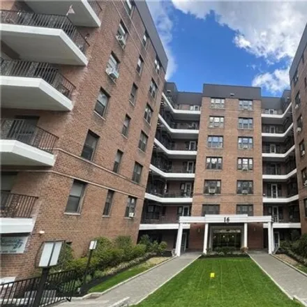 Image 1 - 16 North Broadway, City of White Plains, NY 10601, USA - Apartment for sale