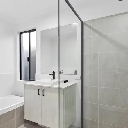 Image 6 - Shepparton Boulevard, Byford WA 6122, Australia - Apartment for rent