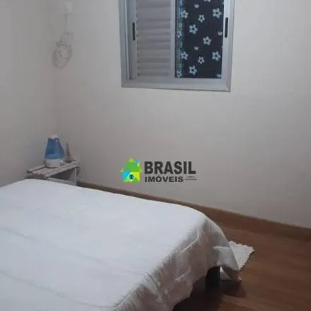 Buy this 3 bed apartment on Rua Chile in Jardim Quisisana, Poços de Caldas - MG