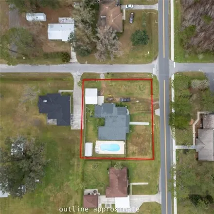 Image 2 - 384 Northwest 3rd Street, Lake Butler, Union County, FL 32054, USA - House for sale