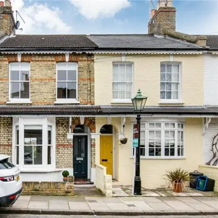 Image 1 - 15 Trehern Road, London, SW14 8PD, United Kingdom - Townhouse for rent