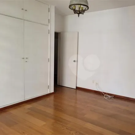 Buy this 3 bed apartment on Rua Teixeira da Silva 312 in Paraíso, São Paulo - SP