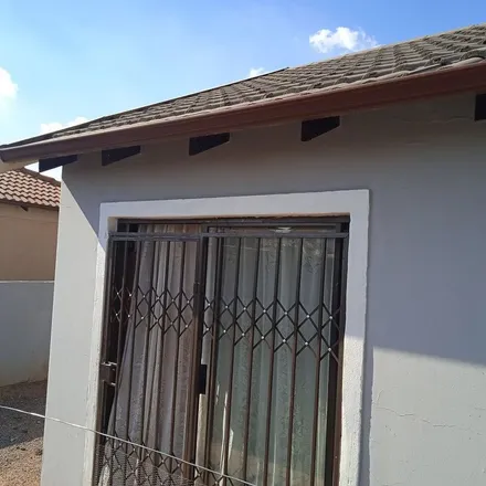 Rent this 3 bed apartment on Jules Street in Denver, Johannesburg