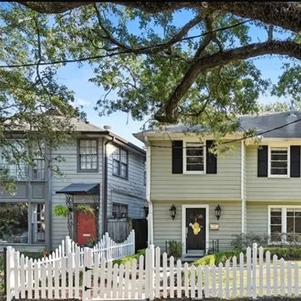 Buy this 3 bed house on 6201 Fontainebleau Drive in New Orleans, LA 70125