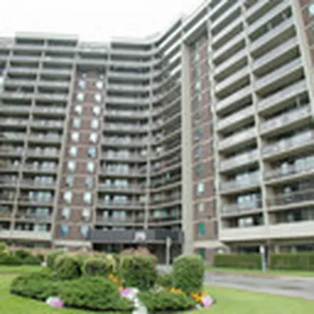 Image 4 - Lincoln Towers, 545 The West Mall, Toronto, ON M9C 5S3, Canada - Apartment for rent