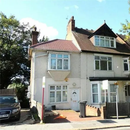 Buy this 2 bed apartment on 46 Temple Road in London, CR0 1HT