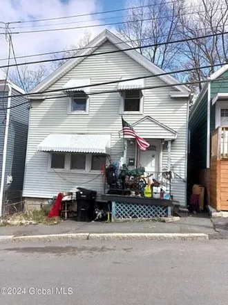 Buy this 3 bed house on 4 Lincoln Avenue in Troy, NY 12180