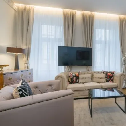 Rent this 3 bed apartment on Alser Straße 14 in 1090 Vienna, Austria