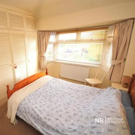 Image 7 - Egham Crescent, London, SM3 9AR, United Kingdom - House for sale